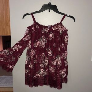 Cold shoulder lace sheer top!
